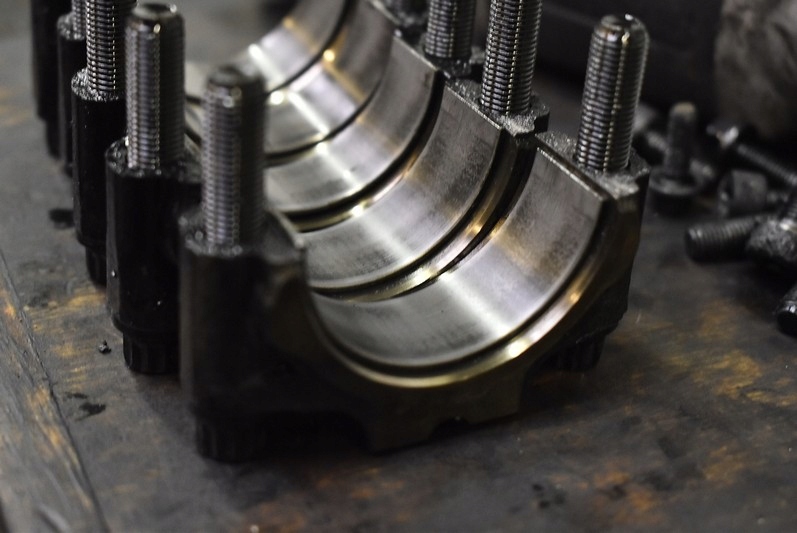 фото №15, Блок dół двигателя wał 30777889 volvo v70 2 ii 2.4 d5 185 km lift 04-08