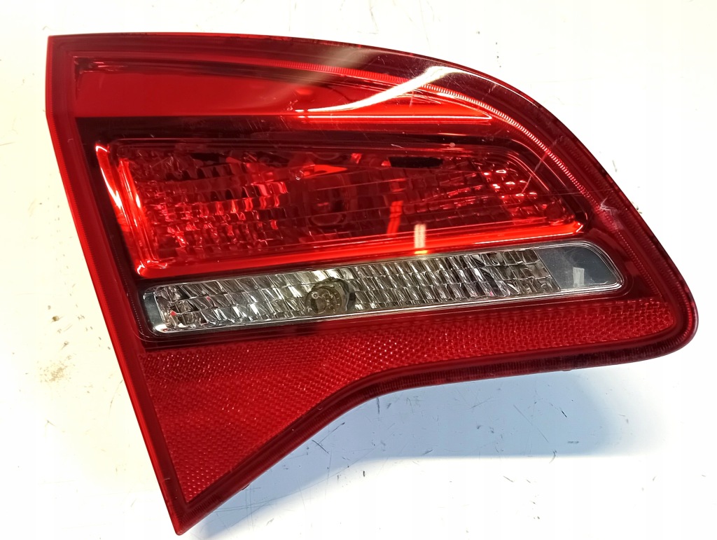 фото №1, Лампа права задня opel meriva b кришка багажника 13260841