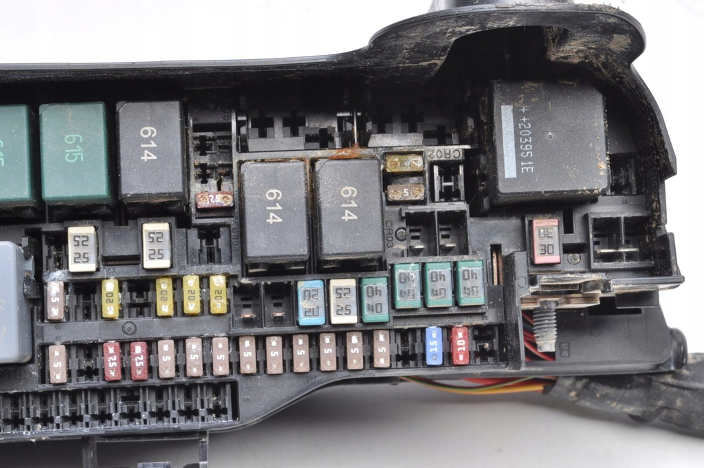 фото №13, Volvo xc40 коробка предохранителей 31473883 31473884