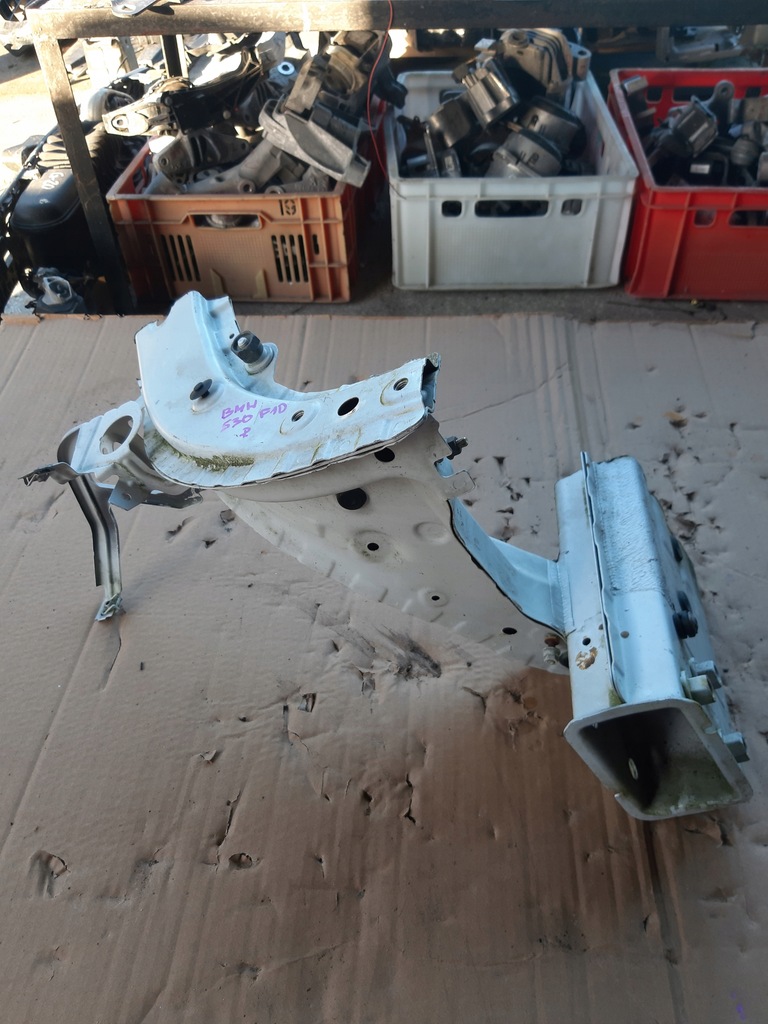 фото №1, Чверть лонжерон права перед bmw 530