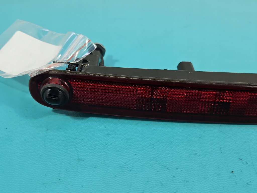 Третье  фонарь  стоп стоп-сигнал suzuki vitara 2 3 2015- Оригинал