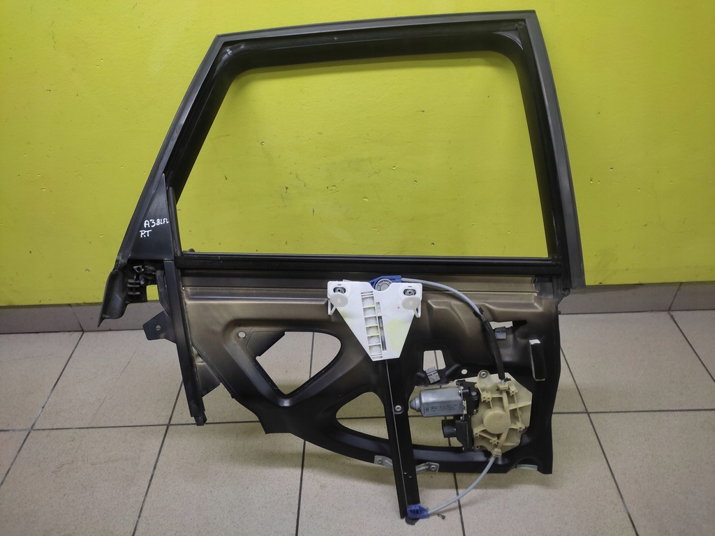 фото №1, Audi a3 8l подъемник стекло правый задняя