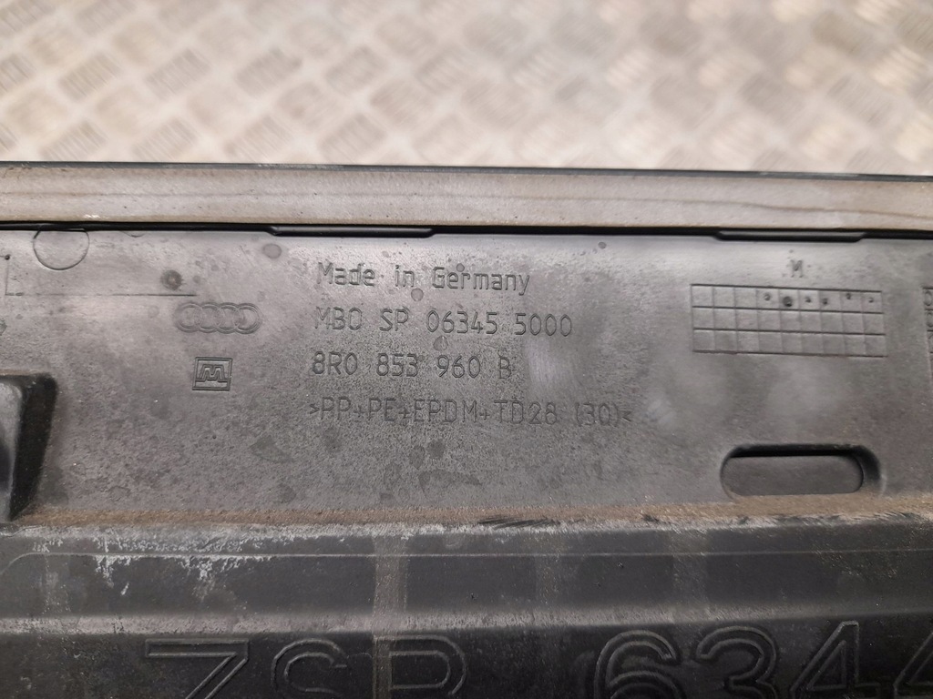 фото №7, Audi q5 sq5 2014 перед сторона права молдинг двері передніх