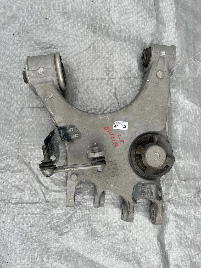 фото №1, Alfa romeo giulia рычаг задний левый 2018-