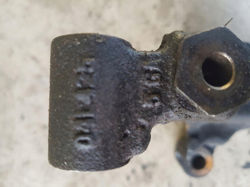 фото №3, Vw passat b8 2.0tdi кронштейн turbo 04l4255ga