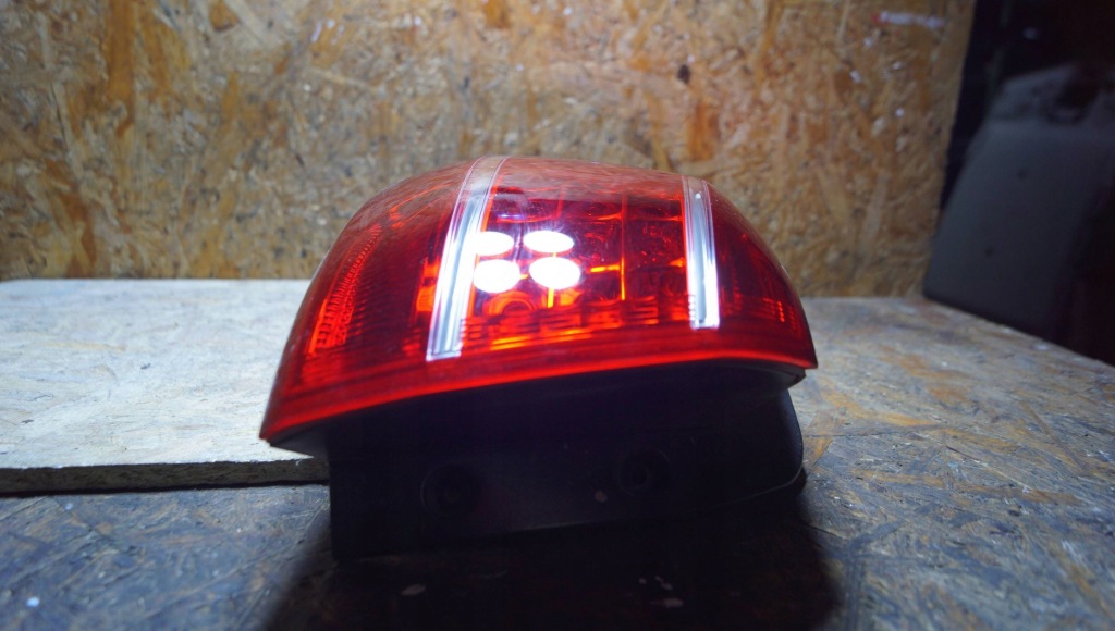 фото №12, Kia sportage iii лампа левый задняя s2539