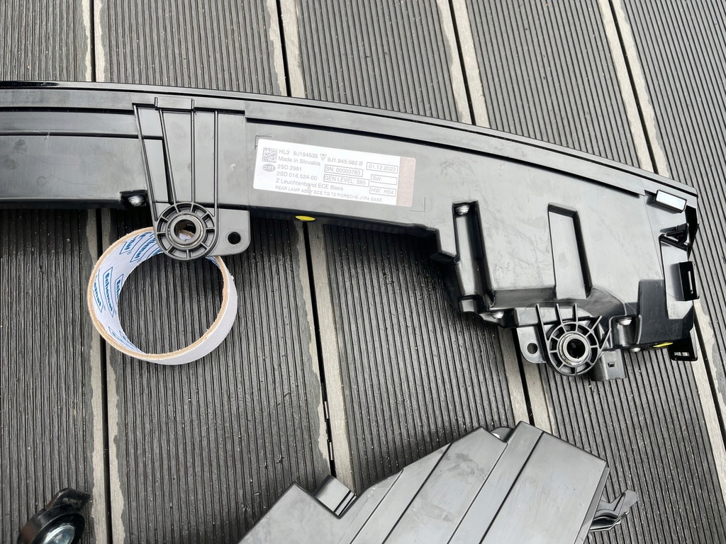 фото №11, Комплект задняя porsche taycan 9j1 9ja945096a / 9ja945095a / 9ja945082b