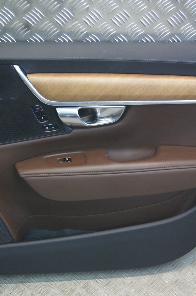 фото №3, Volvo v90 inscription обшивка двері правий перед