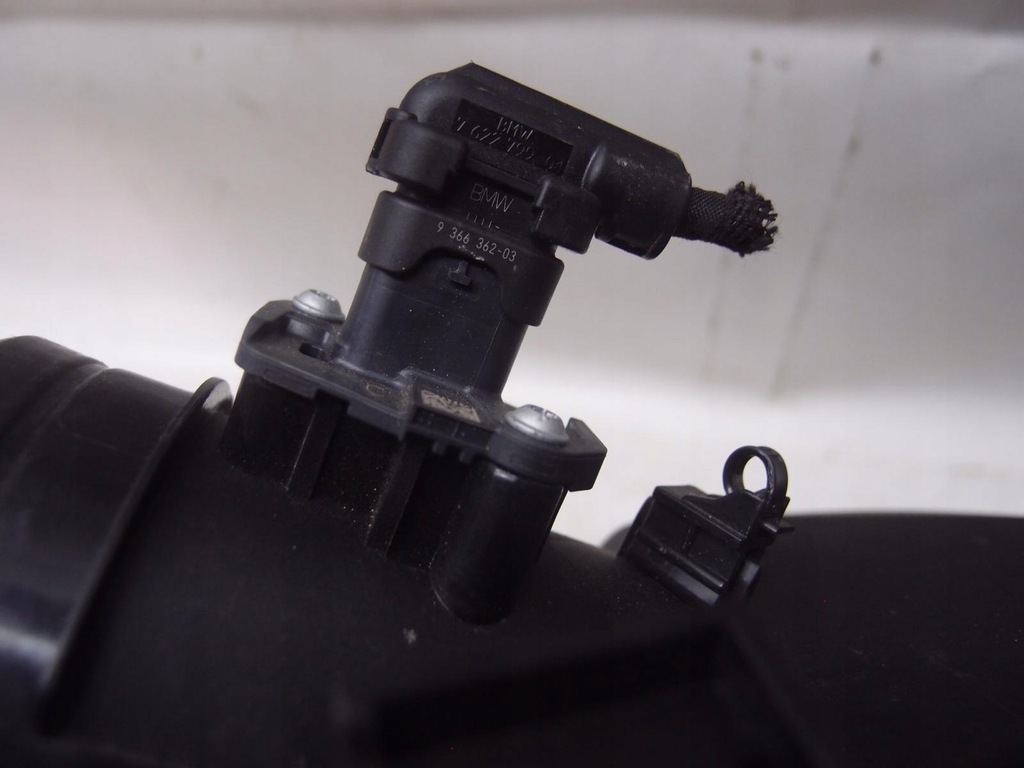 фото №15, Корпус фильтра воздуха bmw x1 u11 8472015