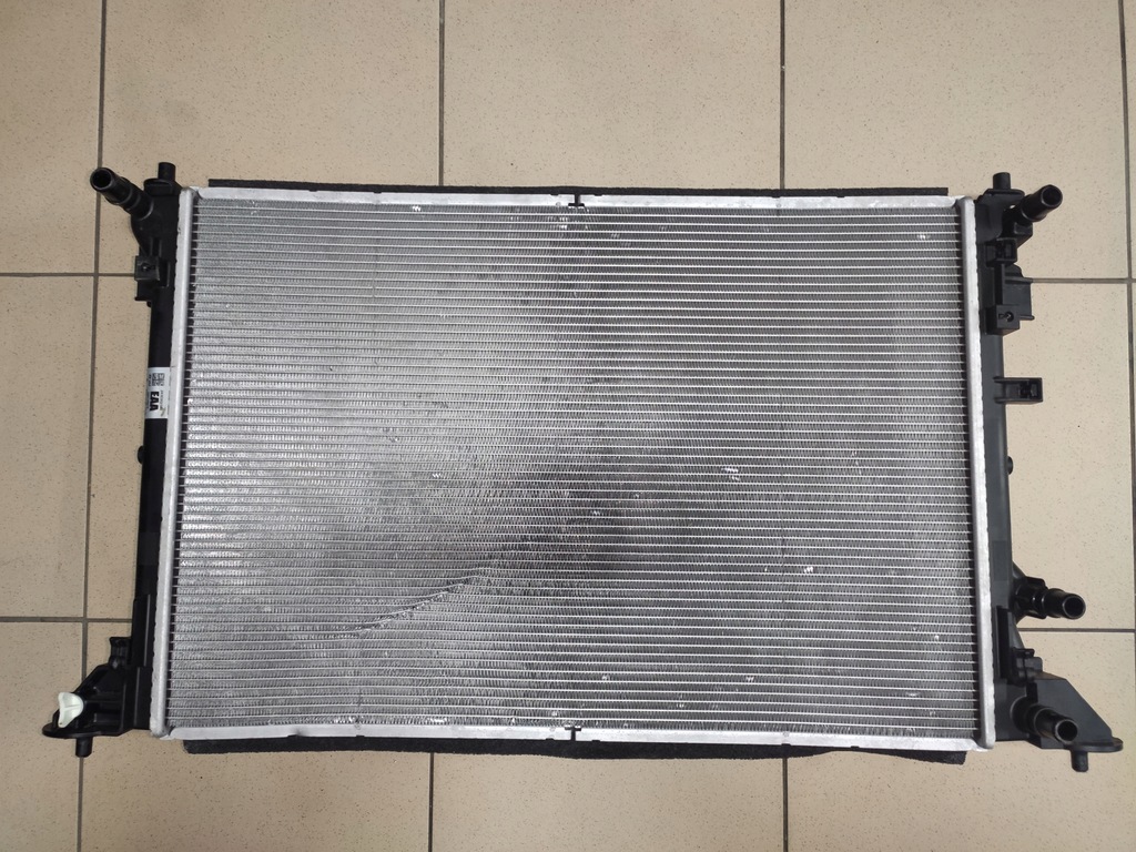 фото №1, Hyundai ioniq 5 genesis gv60 ev6 комплект радіатор