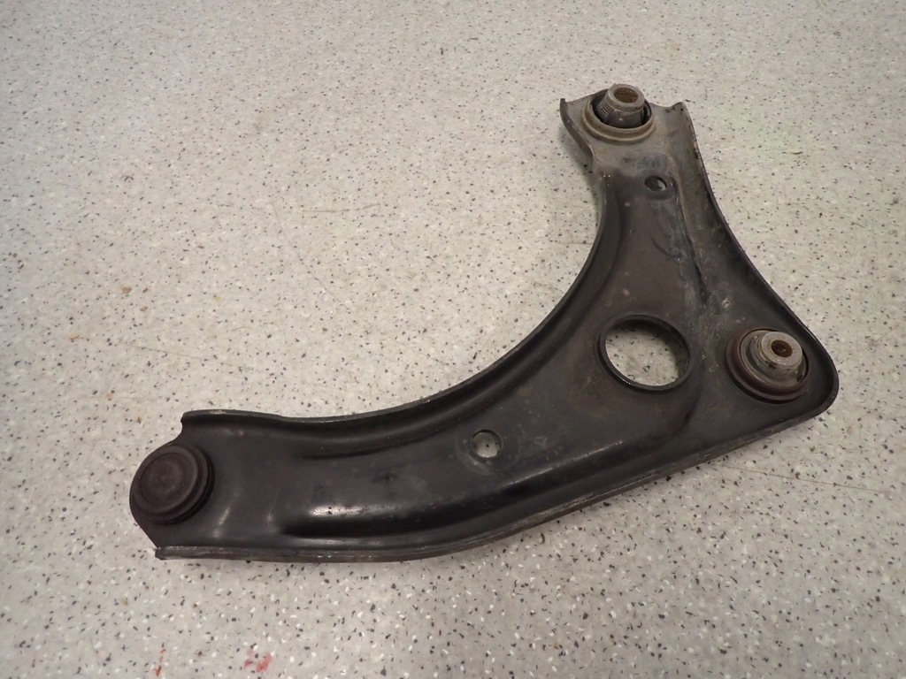 фото №8, Nissan note e12 13- рычаг передний левый перед