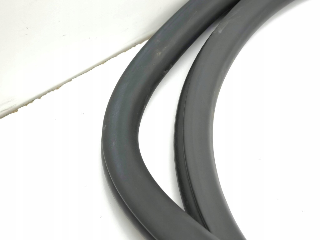 Peugeot 2008 ii 2021 прокладка дверь задних Недорого