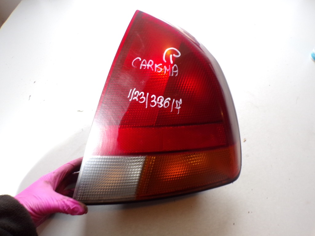 фото №1, Лампа задня права mitsubishi carisma 95-