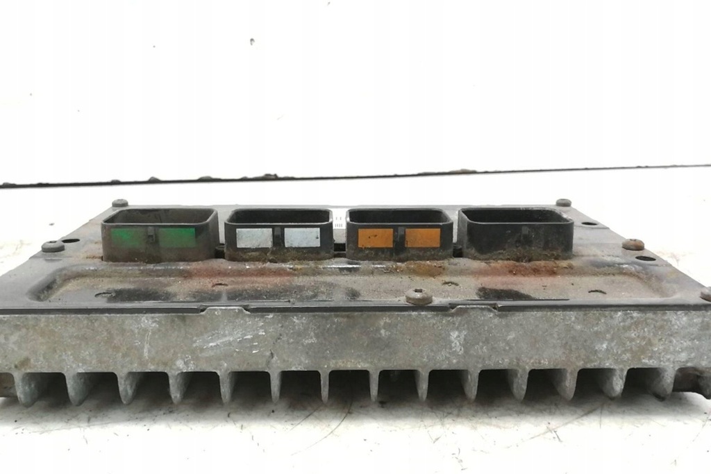 фото №8, Бортовой компьютер двигателя ecu chrysler pt cruiser pt_ p05033073ah 2.0l бензиновый