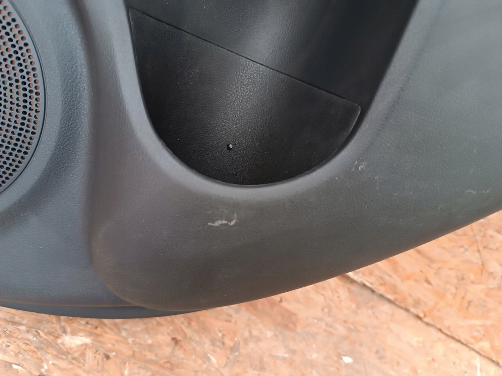 фото №9, Nissan juke f15 i 829001kb0a обшивка правий задня 829221kb0a