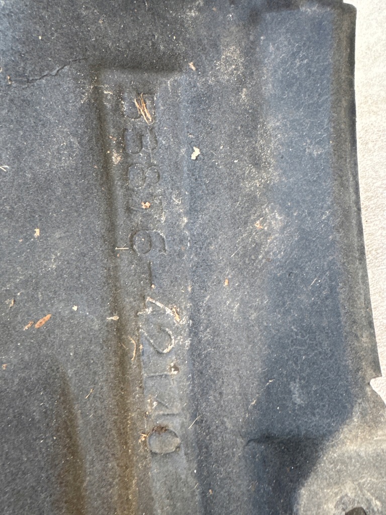 Підкрилок передні toyota bz4x ліве 53876-42140 Зі Шроту