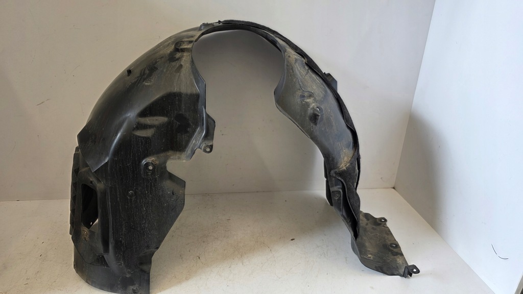 фото №1, Подкрылок передние правое bmw 2 u06 8498438