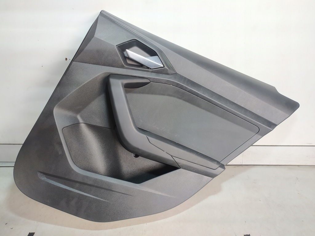 фото №1, Audi a1 ii 82a обшивка дверь правый задняя 19-