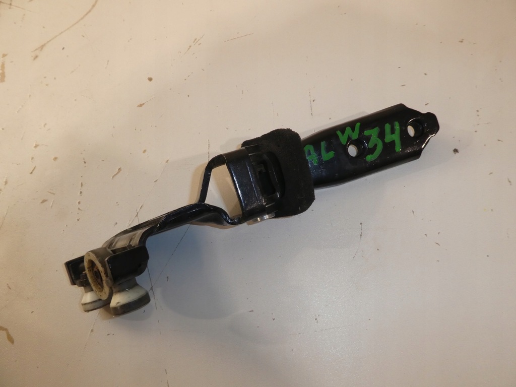 фото №1, Подрамник ролик дверь боковых vw caddy 2k0843336a