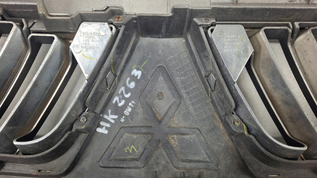 фото №15, Решётка радиатора решётка радиатора бампер перед mitsubishi l200 02-06