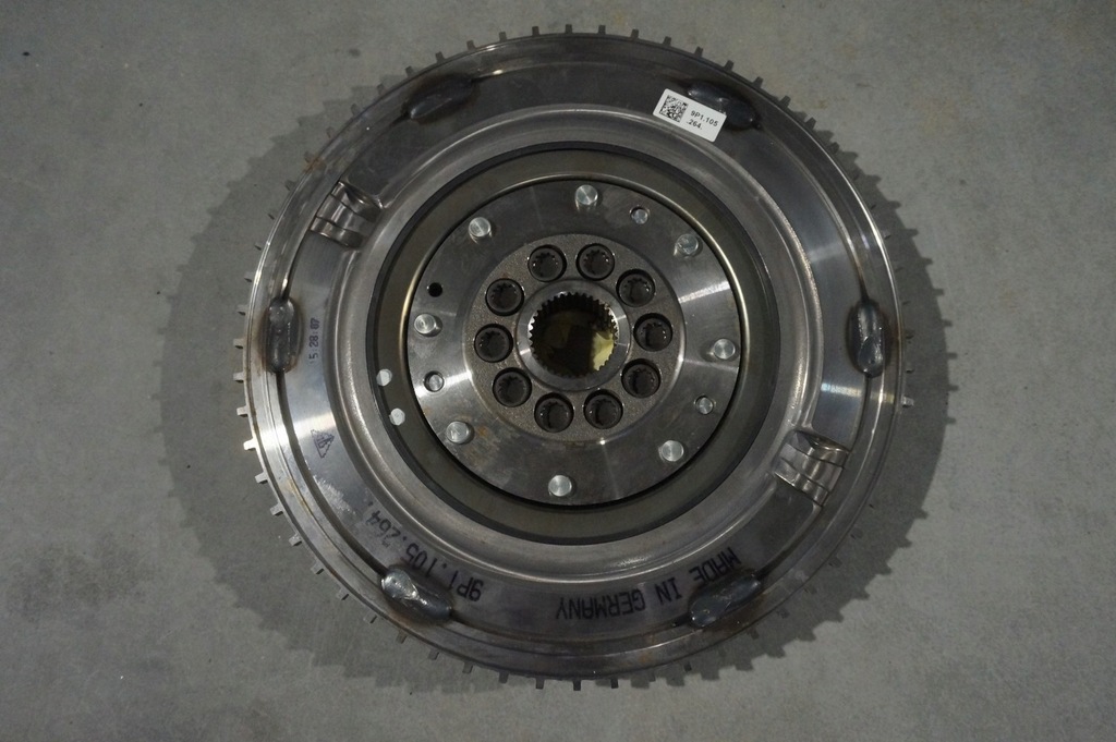 фото №1, Porsche оригінальний номер 9p1105264 колесо маховик маховик з двома масами