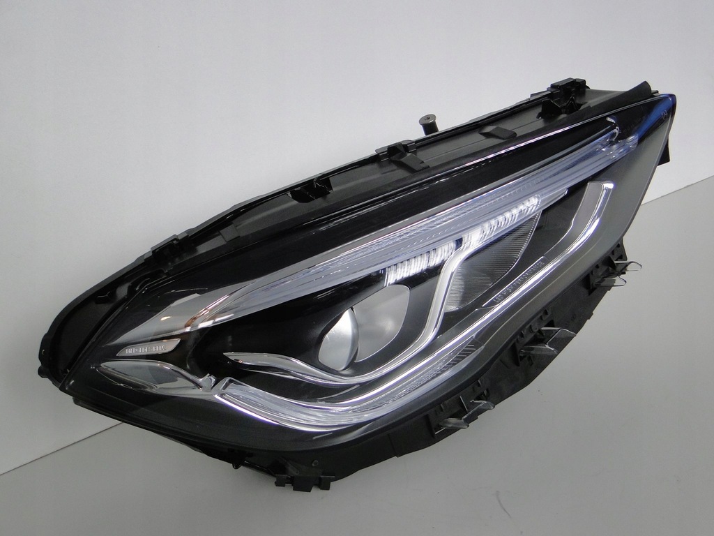 фото №2, Mercedes gla 247 лампа передняя правая led h247