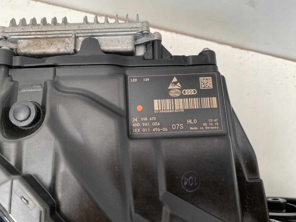 фото №14, Audi a8 d4 lift бампер капот pas лампы full led крыло перед ly9t 72 km