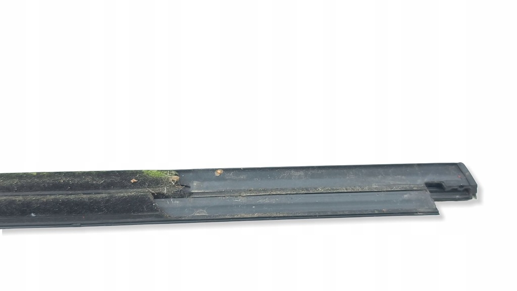 фото №12, Seat ateca 2020 молдинг скло задній