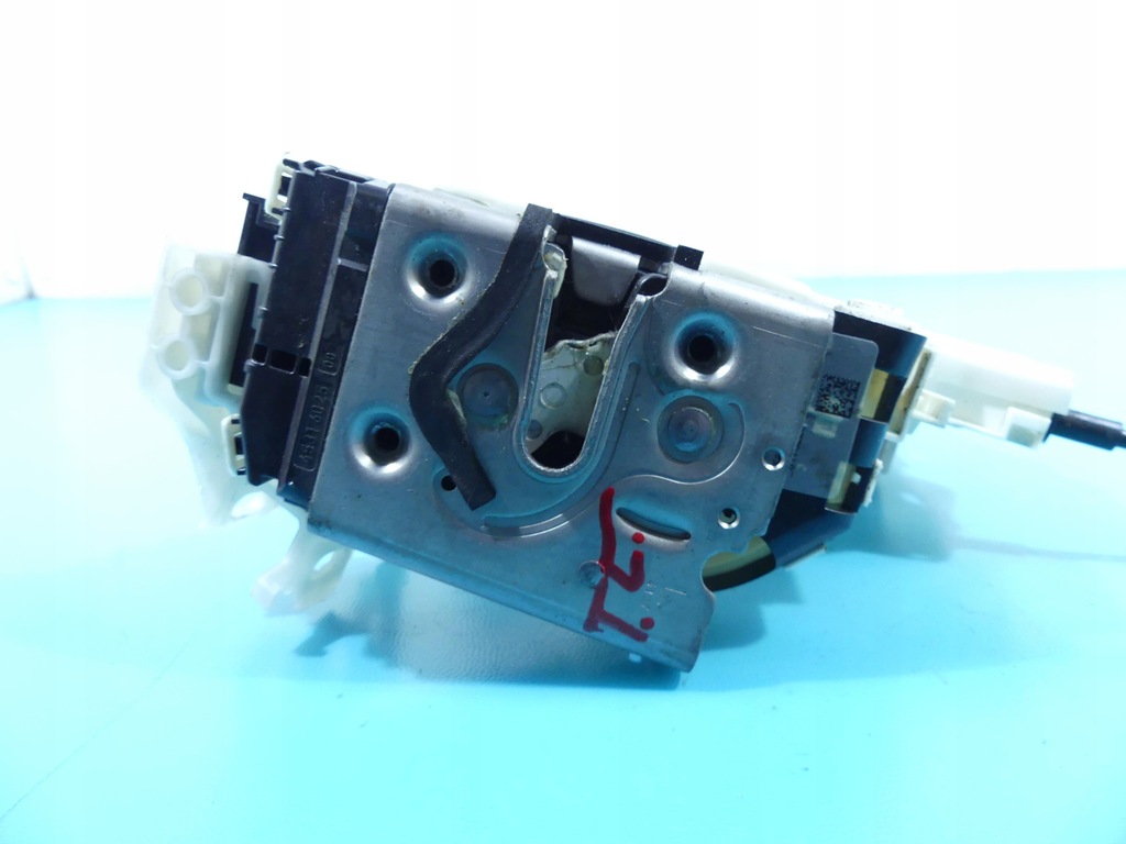 фото №2, Замок задняя левый jeep renegade 14-