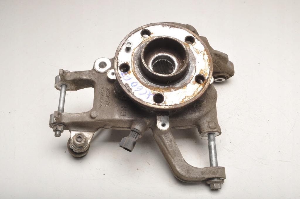 фото №1, Volvo xc60 ii поворотний кулак права задня 31658320