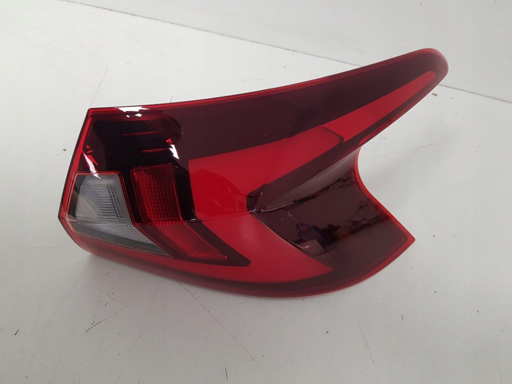 Купить Фара задняя задний правый  led hyundai i20 model od 2020 92402-q0100