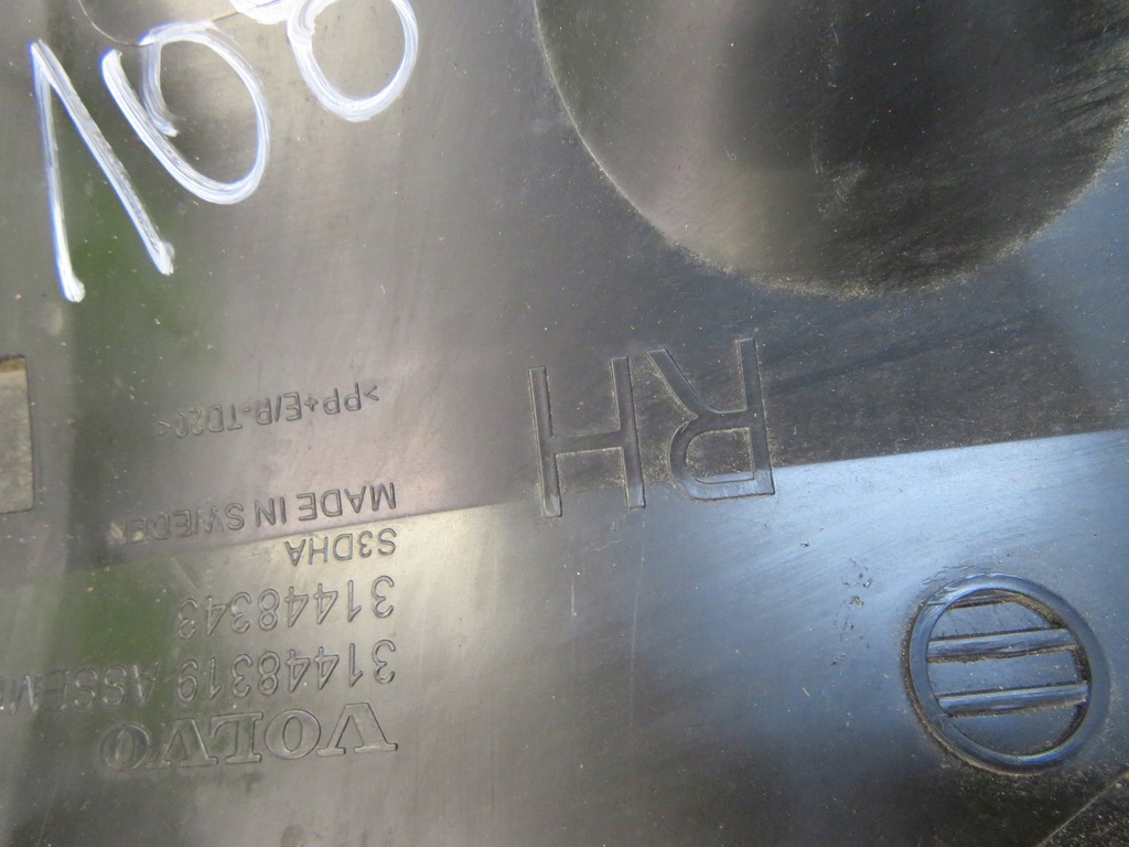 фото №11, Volvo xc40 молдинг дверь правый задняя