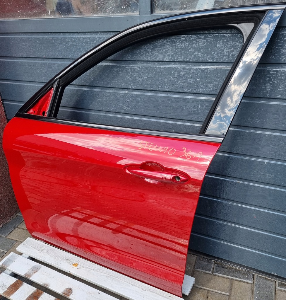 фото №2, Alfa romeo stelvio дверь передние левая полный lak. 361 rosso idealne !