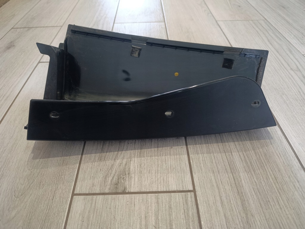 фото №5, #5l6853216# молдинг накладка стійка задня права skoda yeti