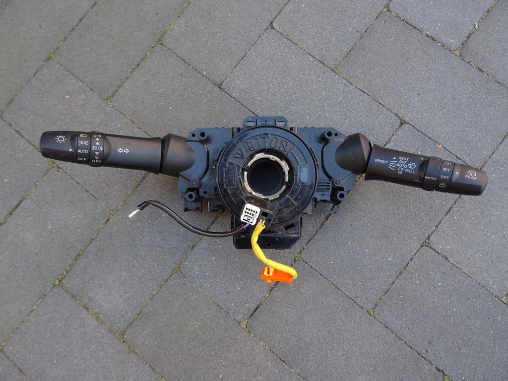 фото №9, Перемикач комбінований стрічка space star ii lift iii 2 3 2013- 16- 19- 20-