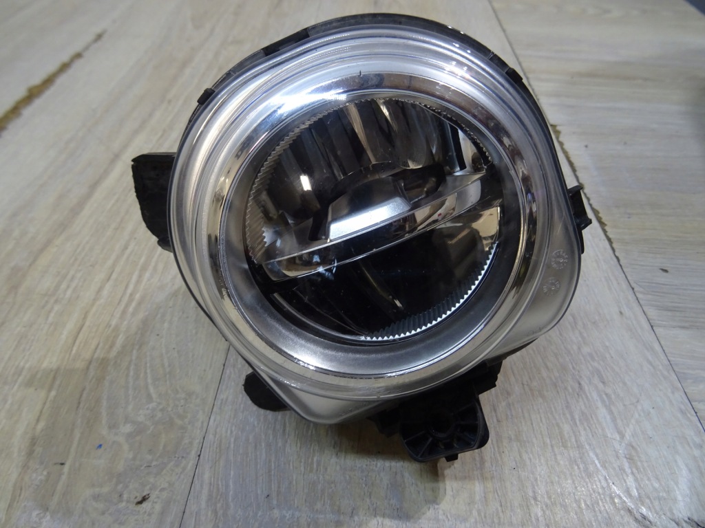 Купити Протитуманна фара правий перед передній bmw f15 f16 7317252-10