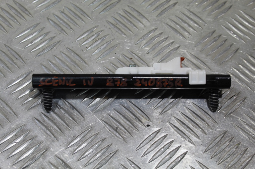 фото №1, Регулювання ременів безпеки scenic iv 4