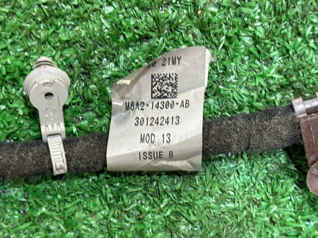 фото №8, Шланг аккумулятор f-pace x761 m8a2-14300-ab