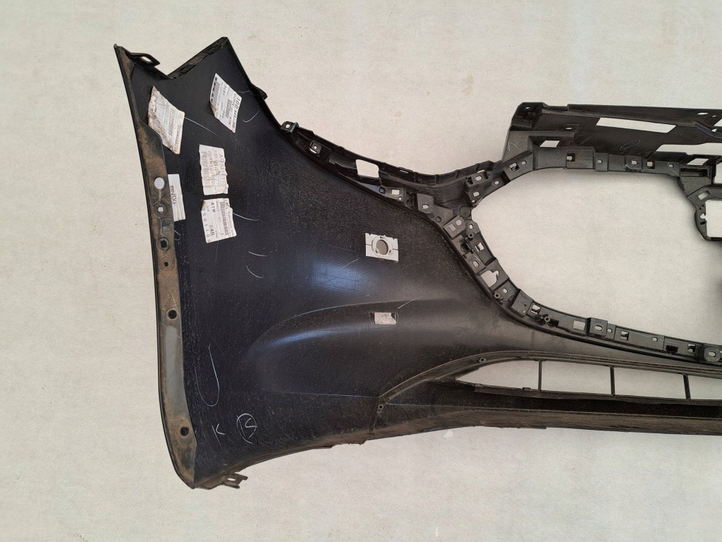 Бампер перед передний mazda 3 iv 18- 4pdc Оригинал