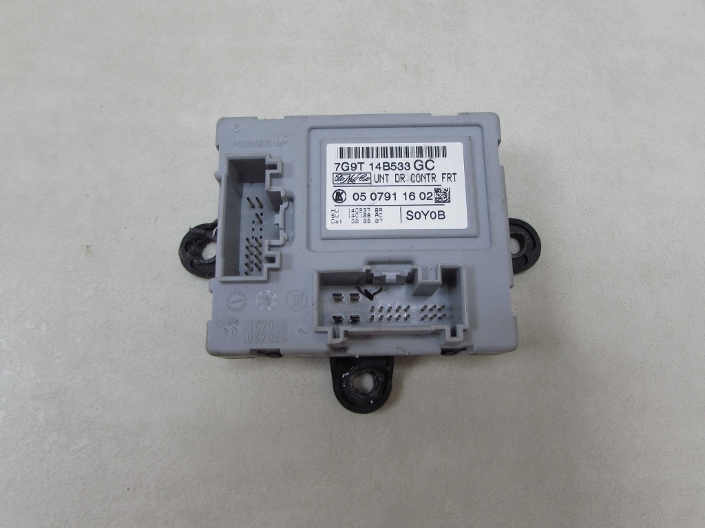 Купить Volvo s80 2 v70 3 xc70 06-16 модуль дверь передок  7g9t-14b533-gc