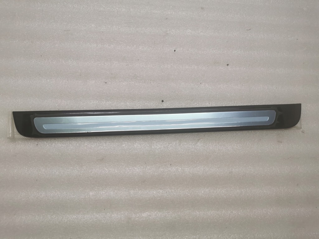 фото №1, Audi a4 b8 s-line молдинг порог левая 8k0853373b