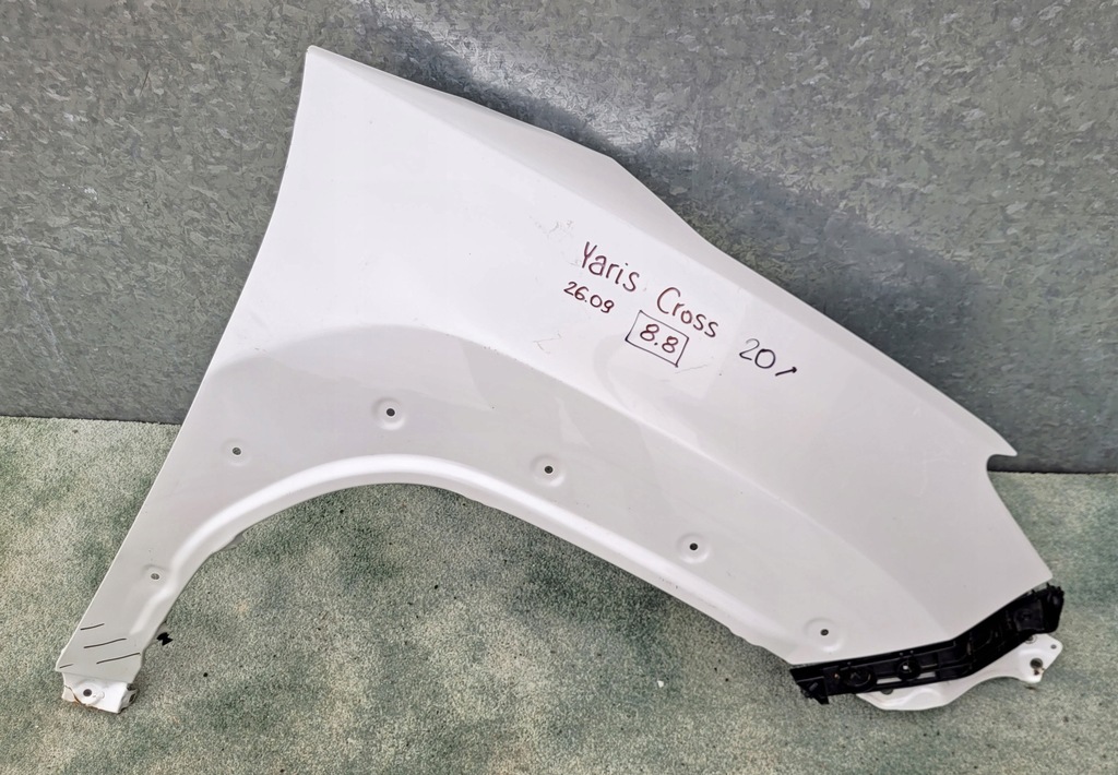 фото №8, Крыло передний левый / правый перед toyota yaris cross 2020-