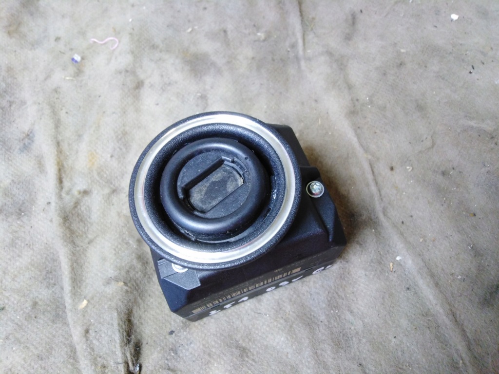 Купить Mercedes r w251 замок зажигания 09r eu a1645451308