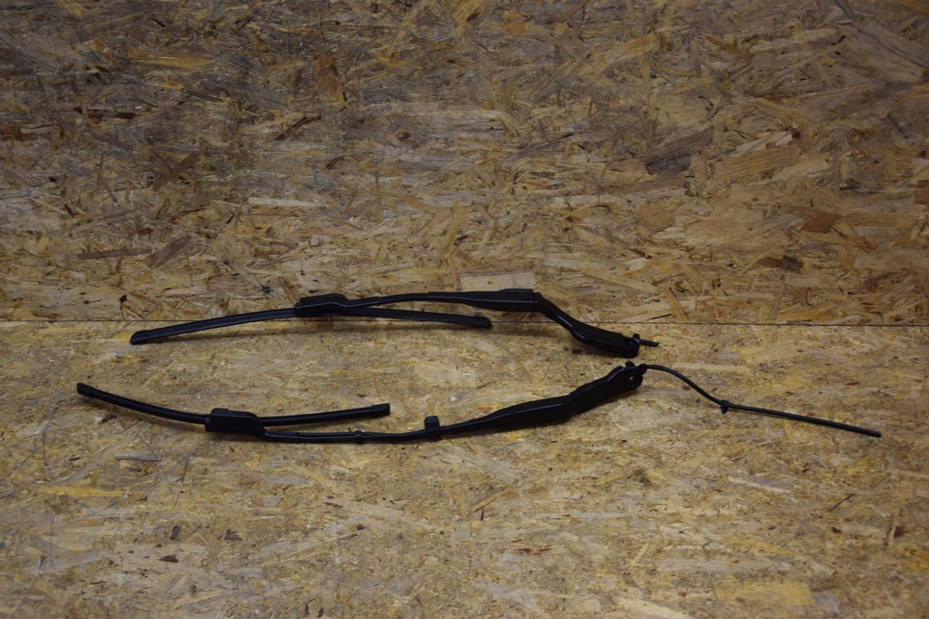 фото №1, Рычаг дворники+ дворник volvo xc40 oryg 2szt