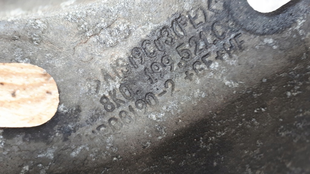 фото №8, A4 b8 балка кронштейн двигателя 8k0199521c a5 8t