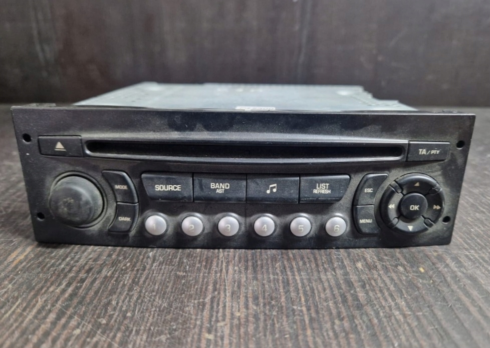 фото №1, Peugeot 207 радіо cd 96750215xt