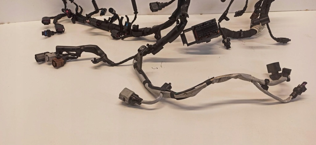 фото №5, Vw golf viii 8 hb жгут двигателя 2.0 tdi dttc 05l972610a