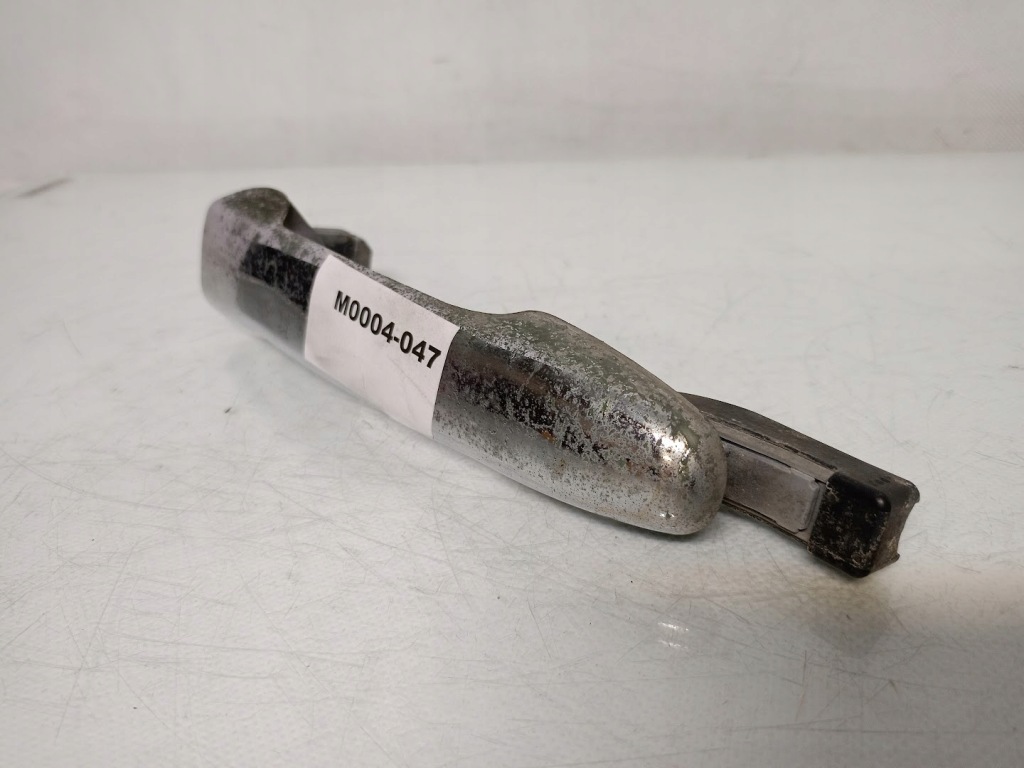 фото №2, Ручка зовнішня 32s ліва передня mazda 3 bk