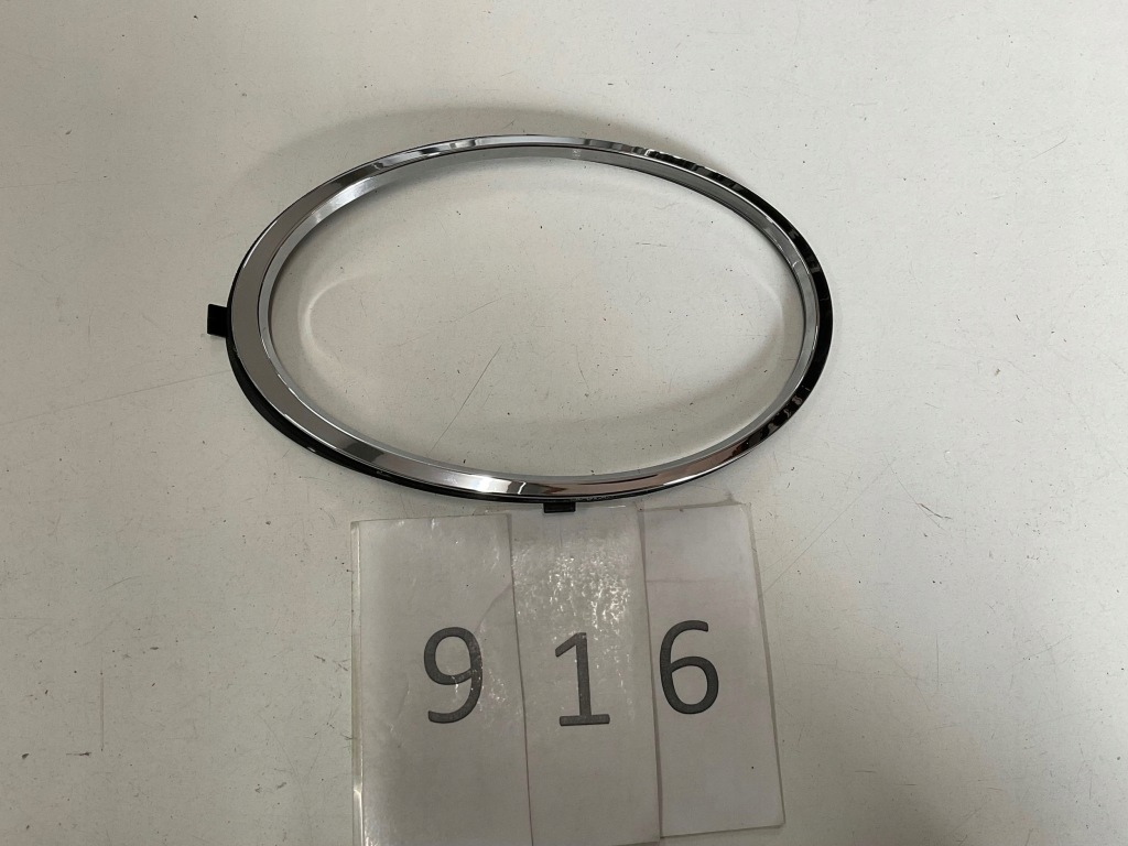 фото №1, Хром, рамка поворотник bentley bentayga права .