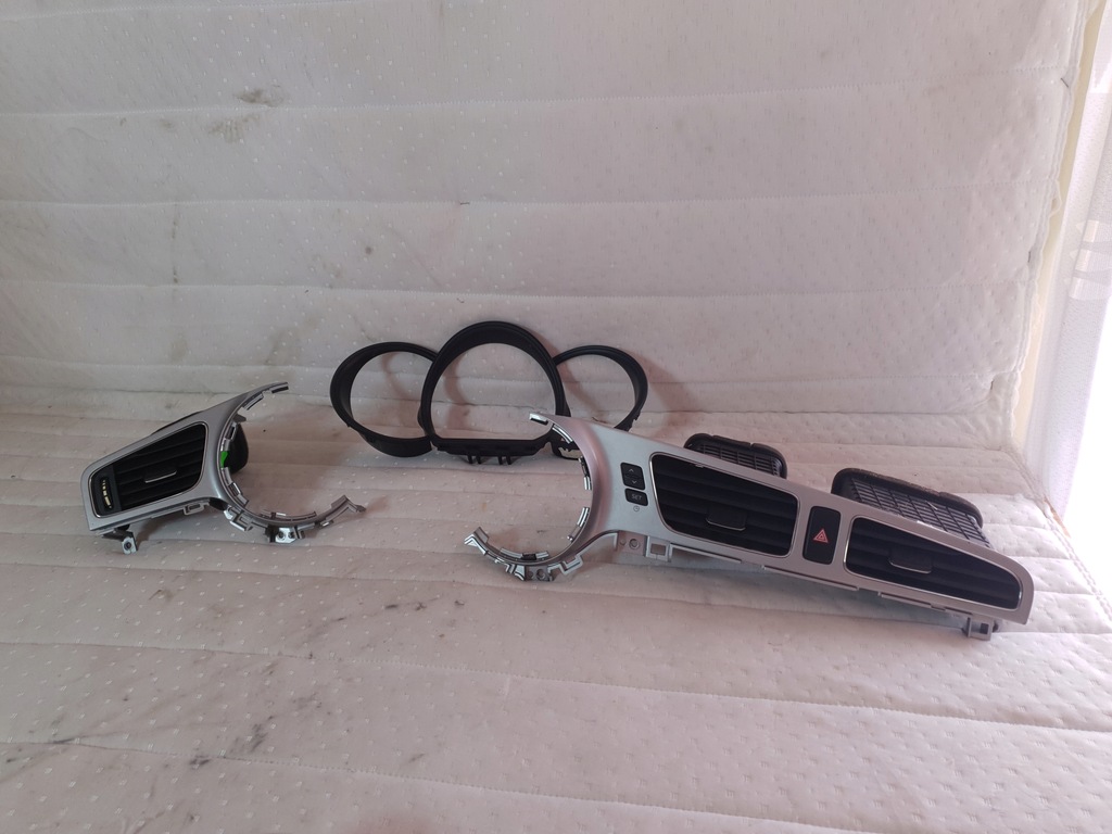 фото №1, Рамка dekor спидометра решётка обдув kia ceed ii